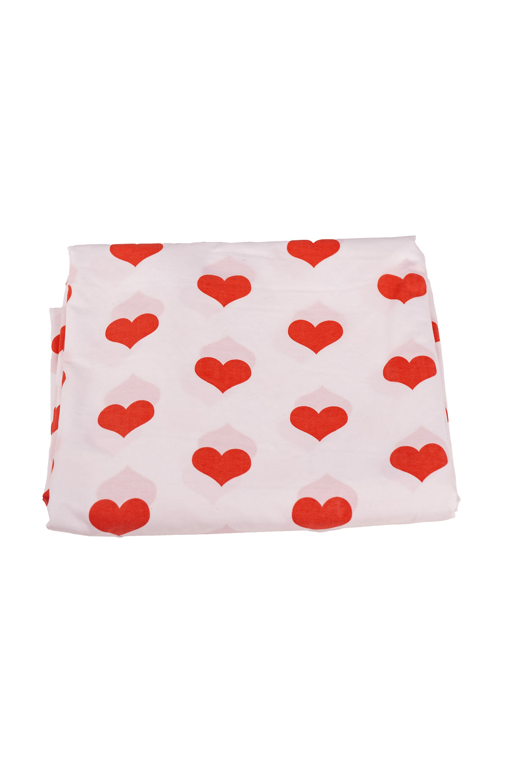 Red heart bed cover with 2 pillow cases.