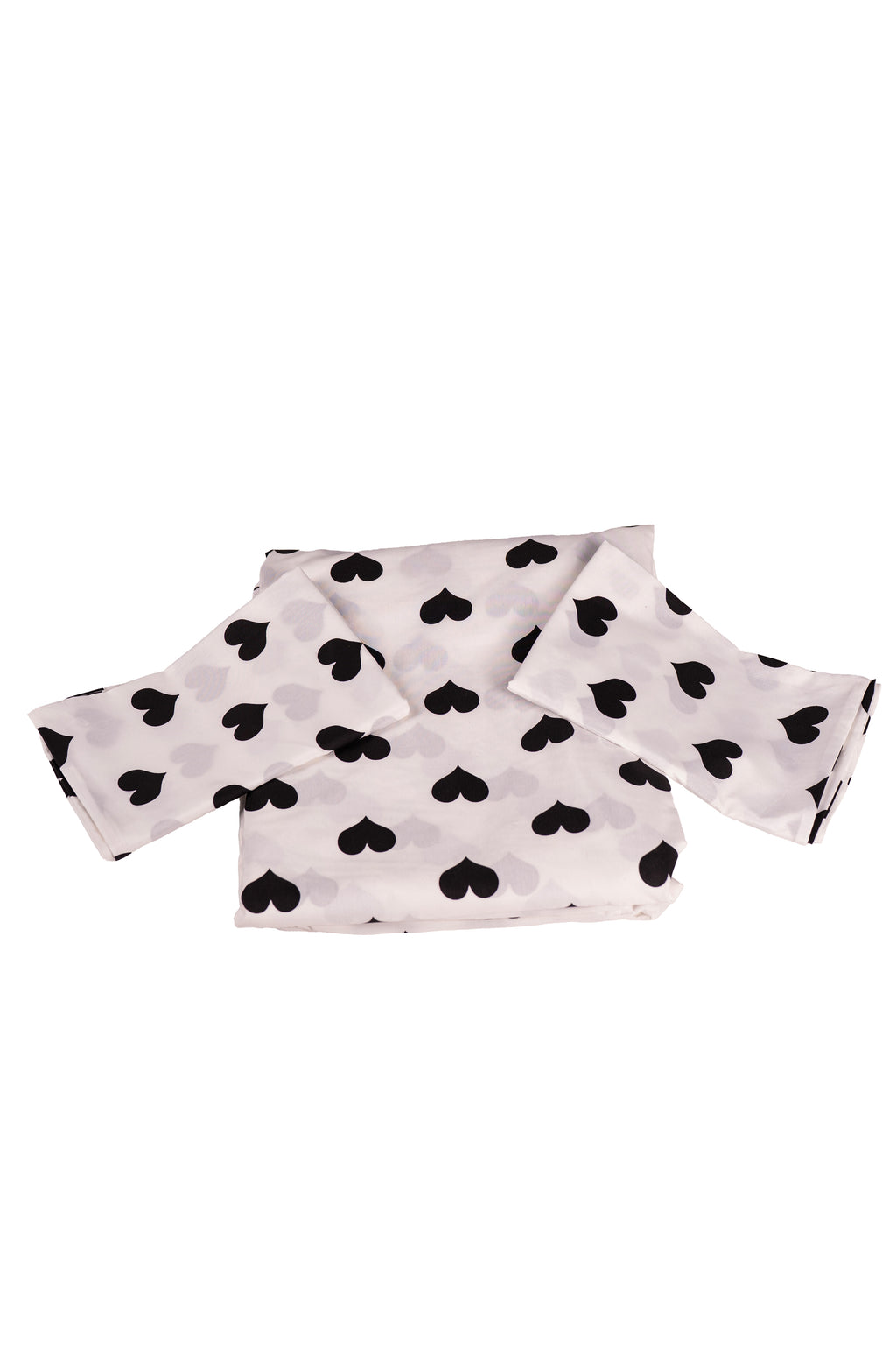 Black heart bed cover with 2 pillow cases.