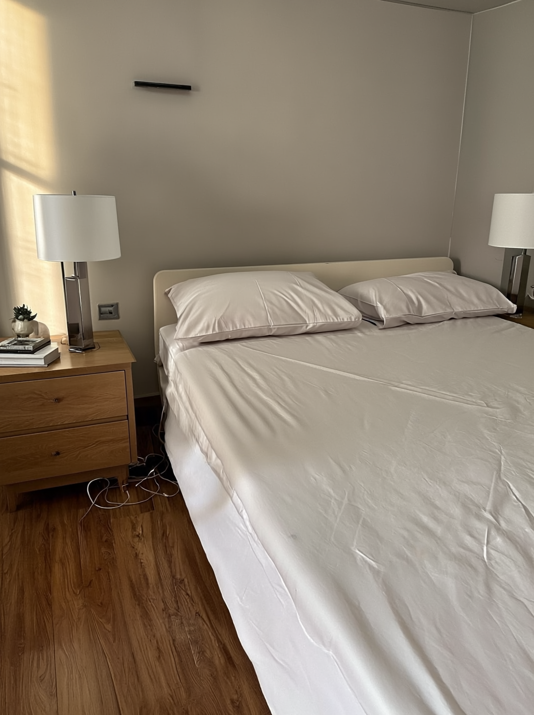 off-white Bedsheet + 2 pillowcases