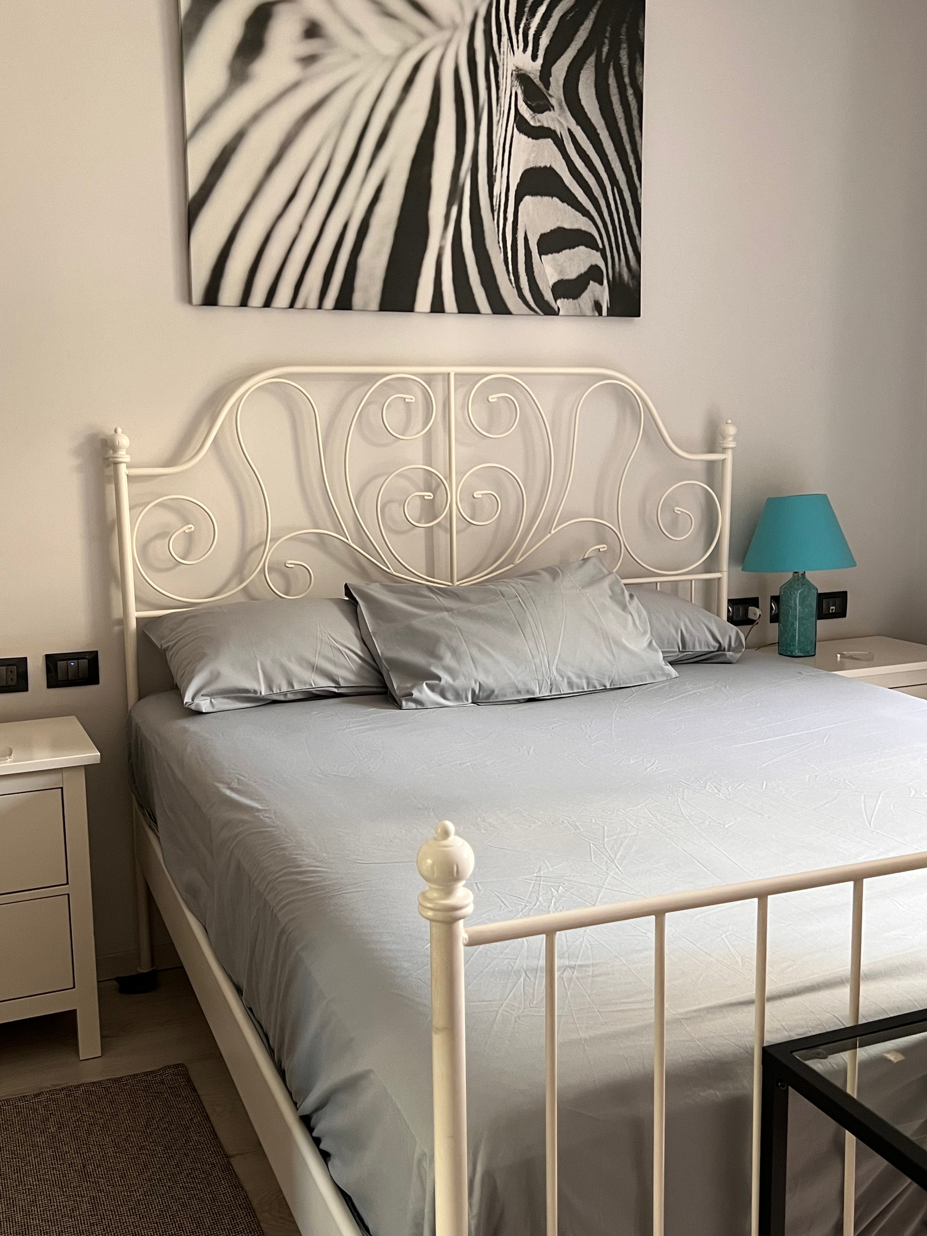 Bedsheets + 2 pillowcases